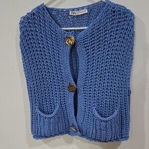 Zara Sz Medium Womens Blue Sleeveless Knit Vest With Gold Accents